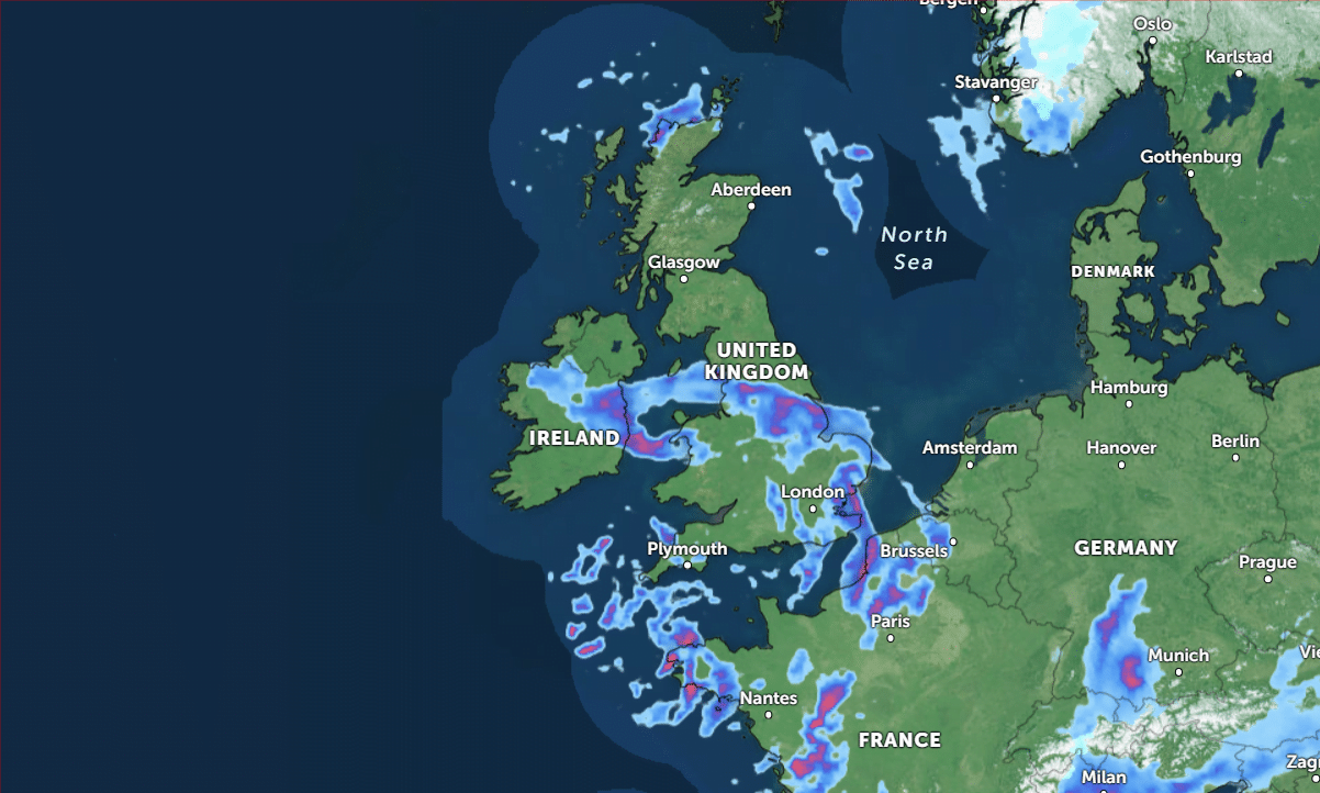 Read more about the article UK Weather: Heavy Rain And Snow to Continue for 2 More Days